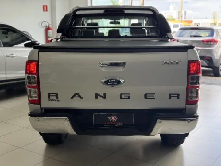 Ranger 3.2 20V XLT 4X4 CABINE DUPLA TURBO DIESEL AUTOMÁTICO