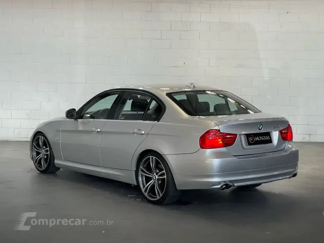 320i - 2.0 16V 4P AUTOMÁTICO