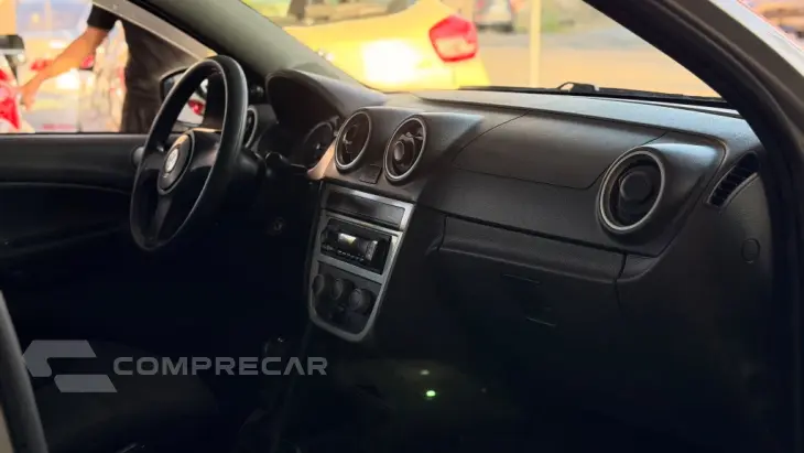 Gol (novo) 1.0 Mi Total Flex 8V 4p