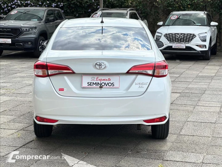 YARIS 1.5 16V FLEX SEDAN XL PLUS CONNECT MULTIDRI