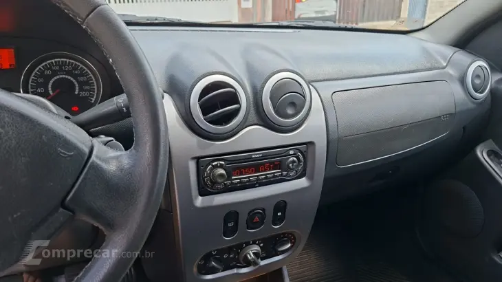 LOGAN 1.6 Expression 8V