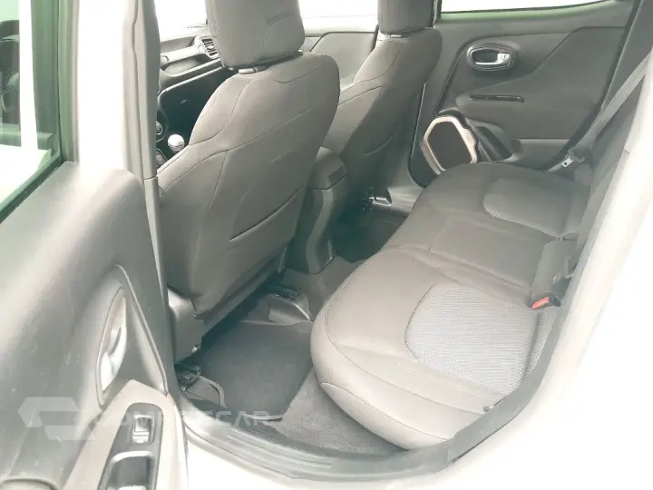 Renegade Sport 1.8 4x2 Flex 16V Mec.