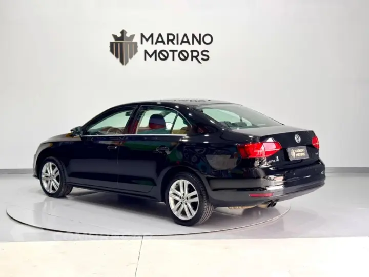 JETTA 2.0 TSI HIGHLINE 211CV GASOLINA 4P TIPTRONIC