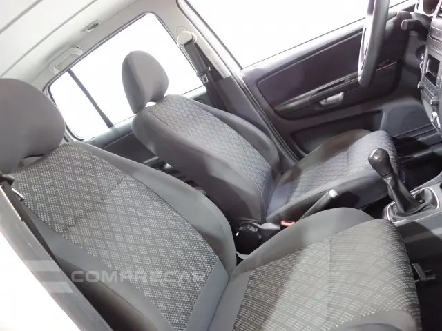 FOX - 1.0 MPI TRENDLINE 12V 4P MANUAL