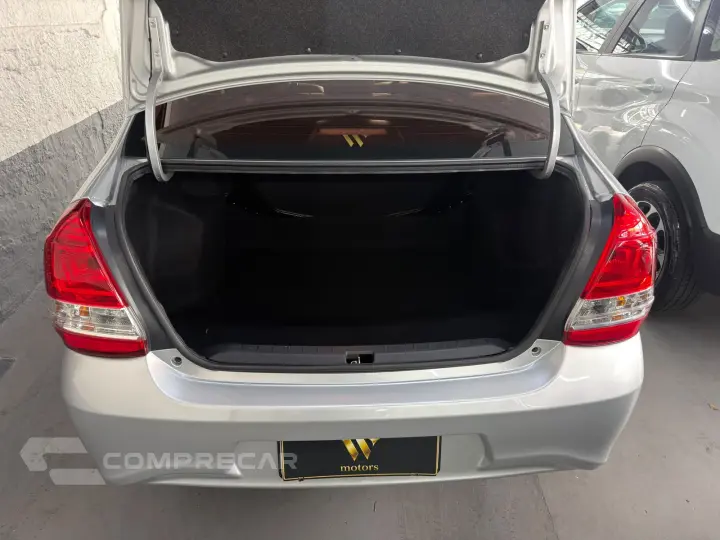 ETIOS 1.5 XLS Sedan 16V AUT.