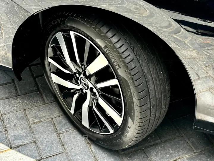CITY 1.5 i-VTEC FLEX HATCH TOURING CVT
