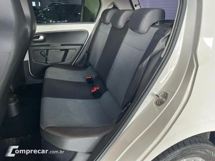 UP! MOVE 1.0 TSI TOTAL FLEX 12V 5P
