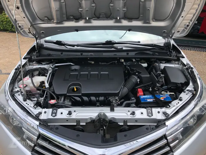 Corolla 1.8 Gli 16V Flex 4P Automático