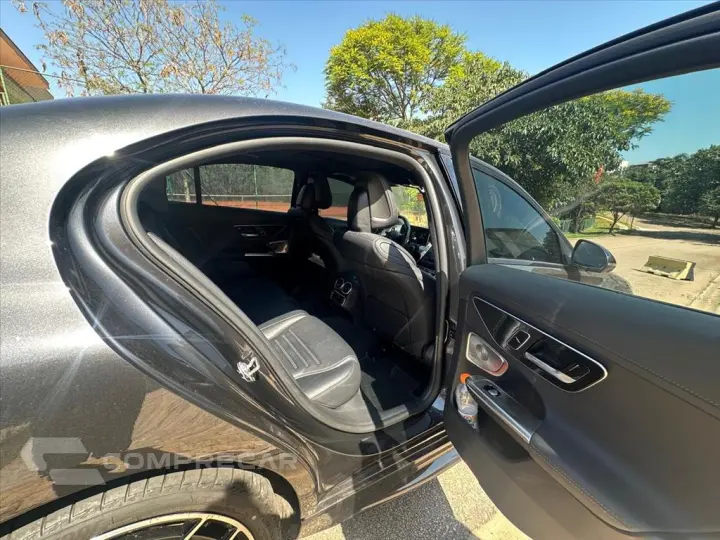 C 300 2.0 EQ BOOST HÍBRIDO AMG LINE 9G-TRONIC