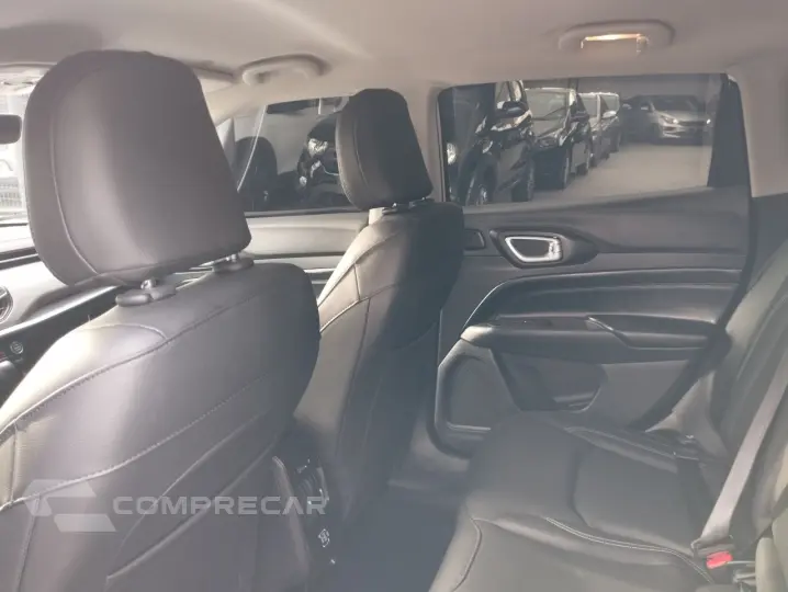 Compass 1.3 16V 4P FLEX LONGITUDE T270 TURBO AUTOMÁTICO