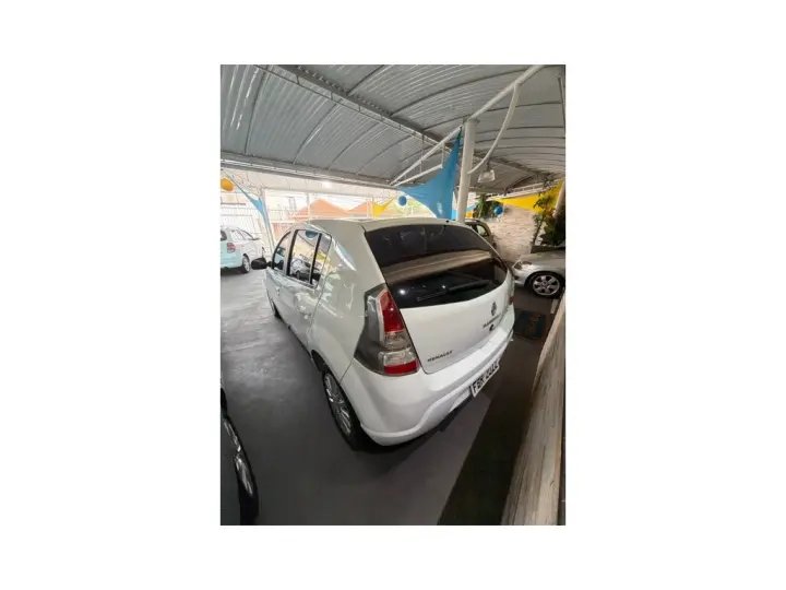 SANDERO 1.6 PRIVILÉGE 16V FLEX 4P AUTOMÁTICO