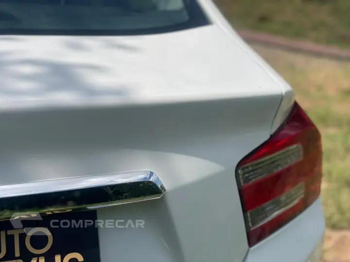 CITY 1.5 LX Sedan 16V