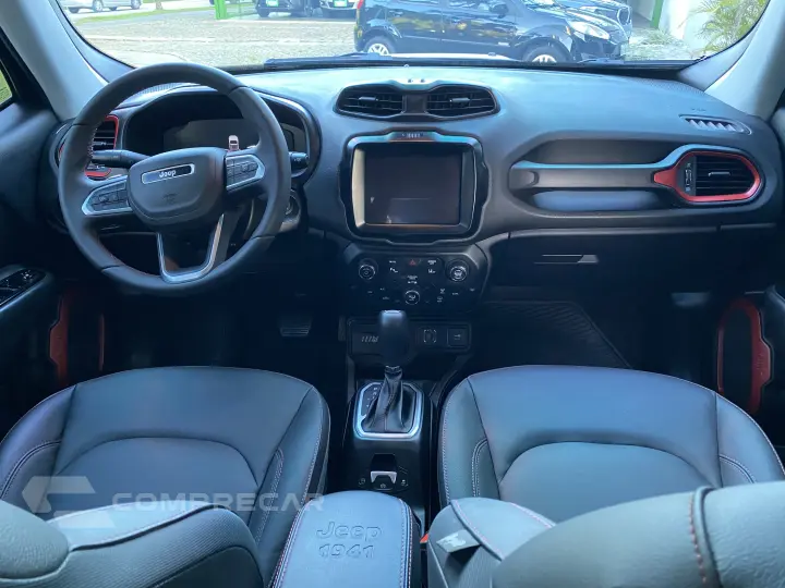 RENEGADE 1.3 T270 Turbo Trailhawk 4X4