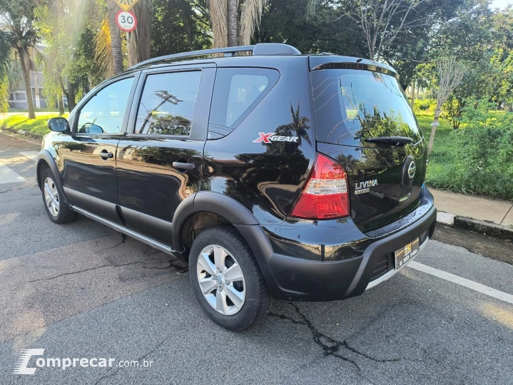 LIVINA 1.6 S X-gear 16V