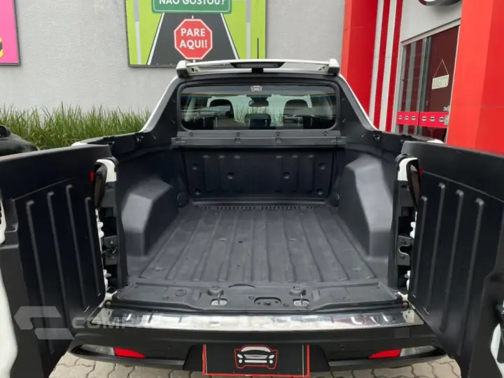 TORO 2.0 16V TURBO DIESEL VOLCANO 4WD AT9