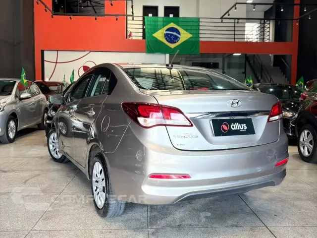 HB20S - 1.0 COMFORT PLUS 12V 4P MANUAL