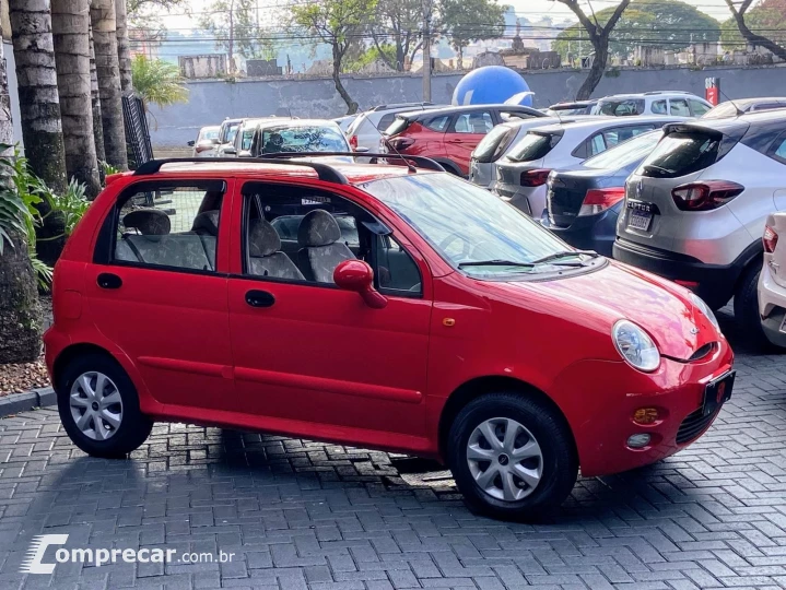 QQ 1.1 MPFI 16V