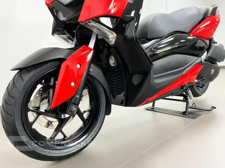 YAMAHA XMAX 250 ABS