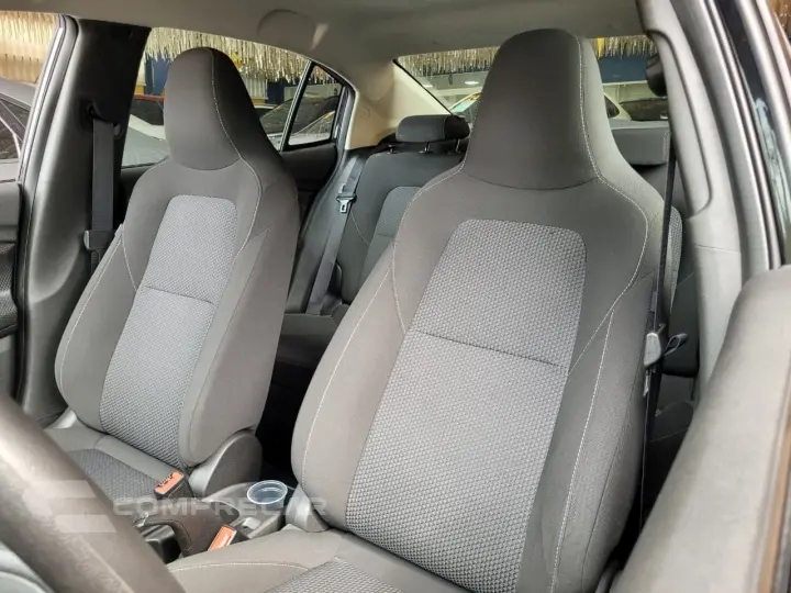 ONIX SEDAN Plus LT 1.0 12V Flex 4p Mec.