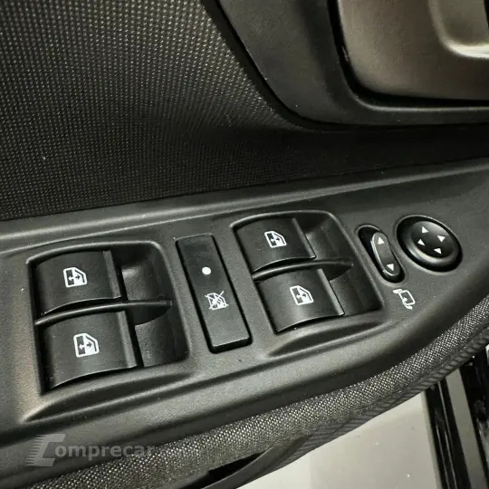 Strada Volcano 1.3 Flex 8V CD Aut.