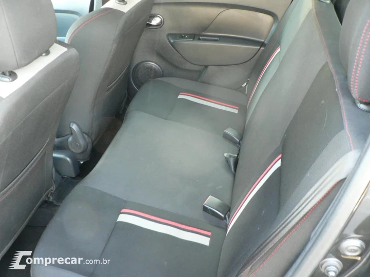 SANDERO 2.0 16V RS