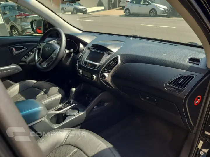 ix35 2.0 16V 170cv 2WD/4WD Aut.