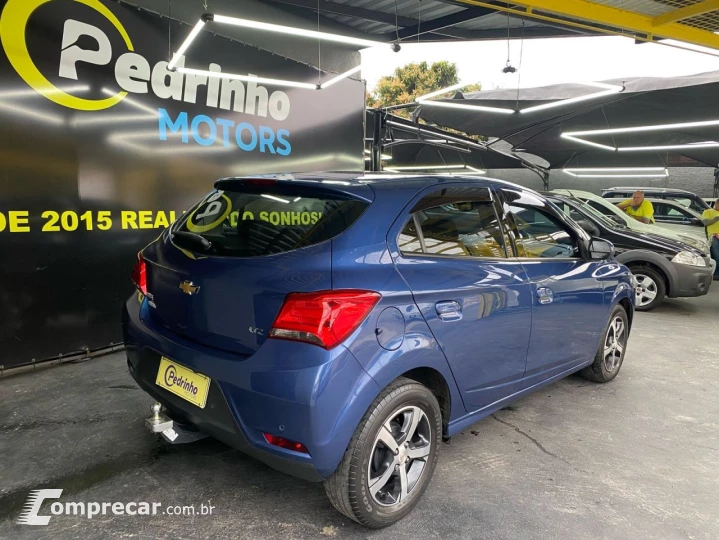 Onix Hatch 1.4 4P FLEX LTZ AUTOMÁTICO