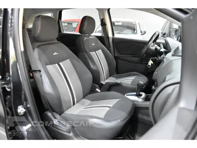 SPIN - 1.8 ACTIV 8V 4P AUTOMÁTICO