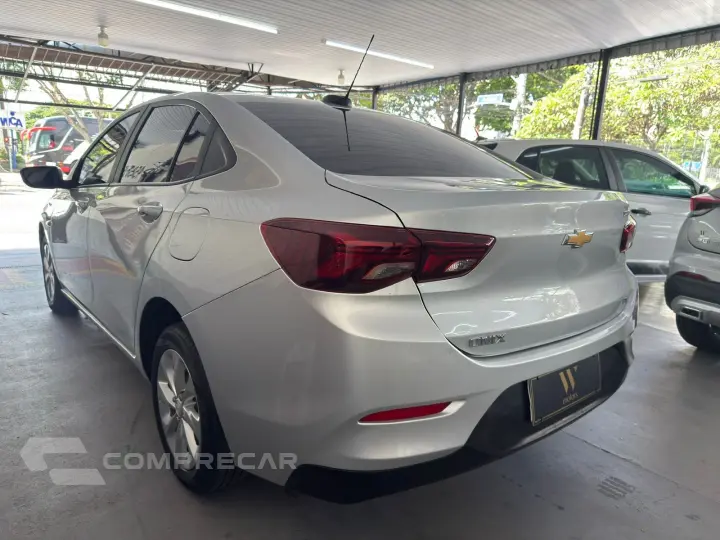 ONIX 1.0 Turbo Plus LT