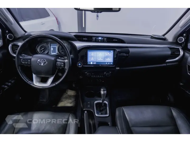HILUX 2.8 D-4D TURBO DIESEL CD SRX 4X4 AUTOMÁTICO