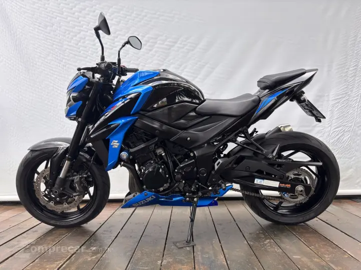 SUZUKI GSX S 750A