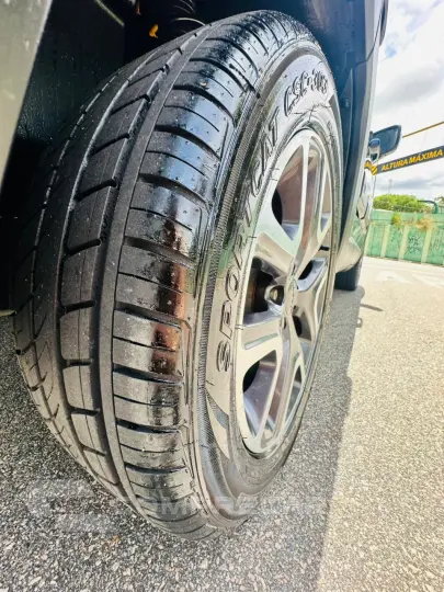 RENEGADE 1.8 16V Longitude