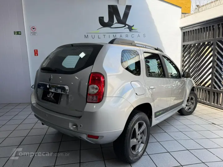 DUSTER 2.0 Tech Road II 4X2 16V