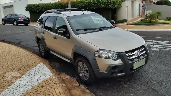 PALIO 1.8 MPI Adventure Locker Weekend 8V