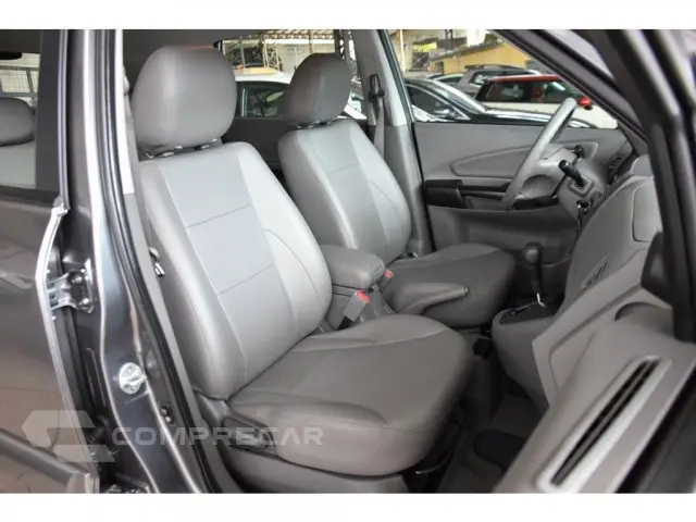 TUCSON - 2.0 MPFI GLS 16V 143CV 2WD 4P AUTOMÁTICO