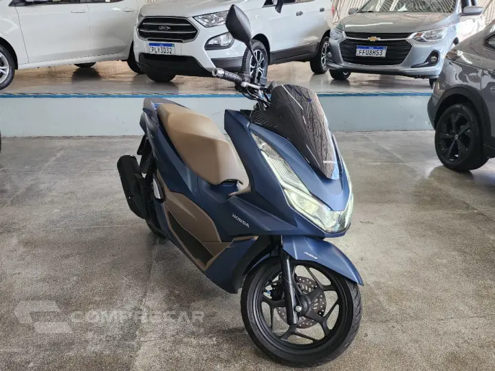 PCX DLX