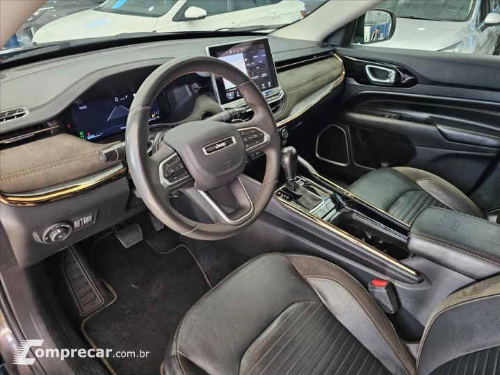 COMMANDER 1.3 T270 TURBO FLEX LIMITED AT6