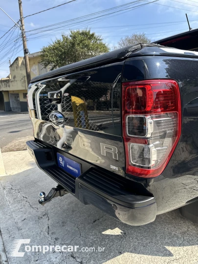 RANGER 2.2 Black 4X2 CD 16V