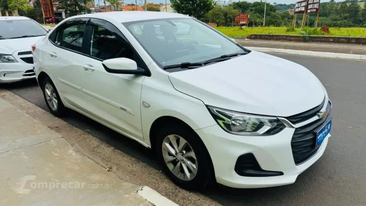 ONIX 1.0 Turbo Plus LT