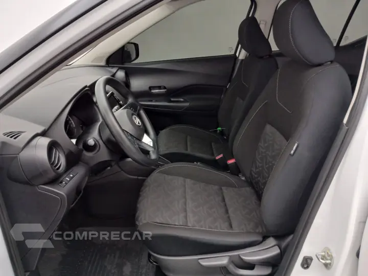 KICKS PLAY 1.6 16V FLEXSTART SENSE XTRONIC