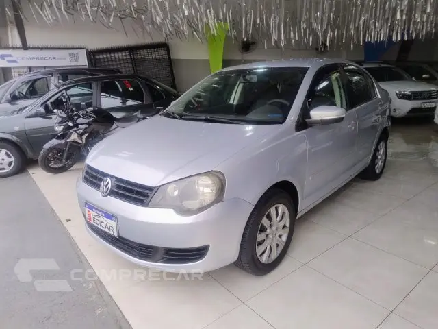 POLO SEDAN - 1.6 MI 8V 4P MANUAL
