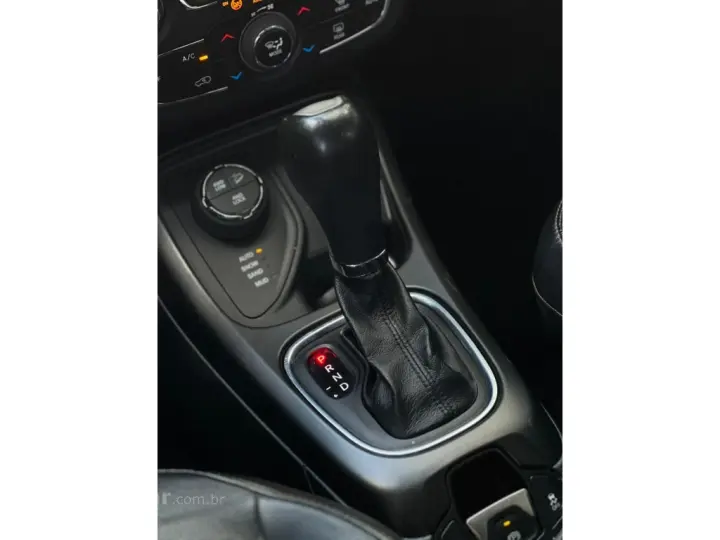 COMPASS 2.0 16V DIESEL LONGITUDE 4X4 AUTOMÁTICO