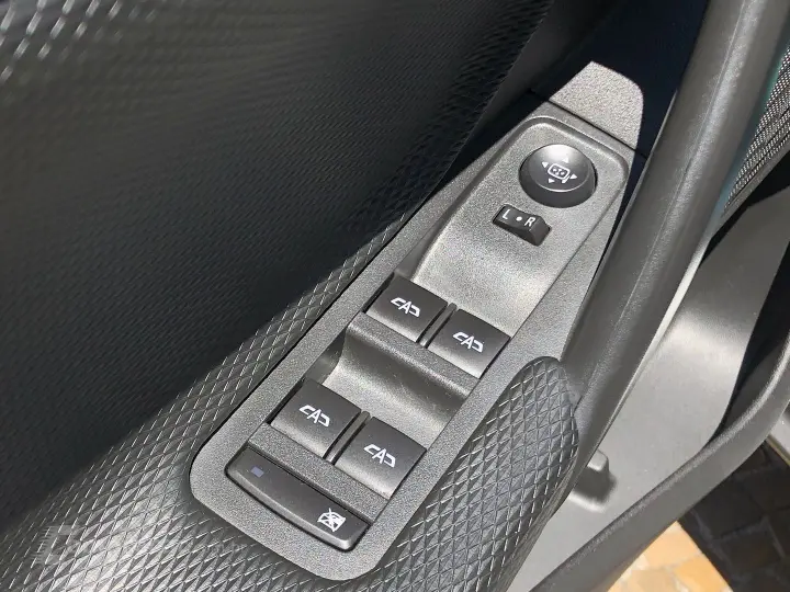 Tracker 1.0 Turbo Flex Ltz Automático