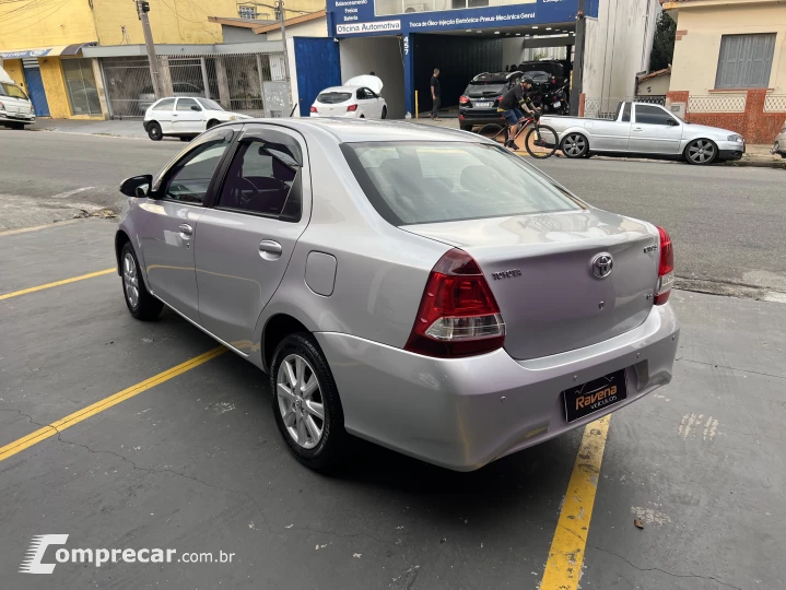 ETIOS 1.5 Platinum Sedan 16V