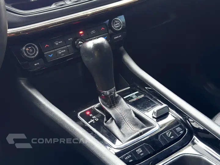 COMPASS 2.0 TD350 TURBO DIESEL LIMITED AT9