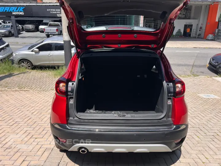 CAPTUR Intense Bose 1.6 16V Flex 5p Aut.