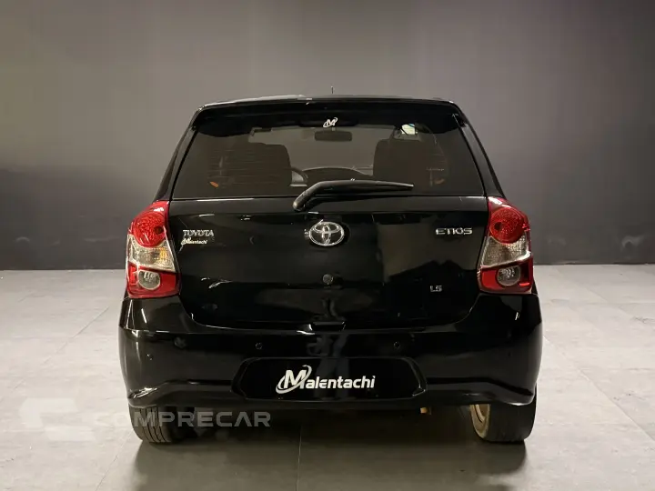 ETIOS 1.5 X PLUS 16V FLEX 4P AUTOMÁTICO