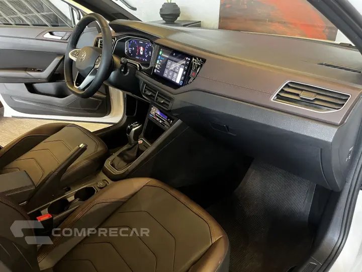 Virtus 1.0 4P 200 TSI FLEX HIGHLINE AUTOMÁTICO