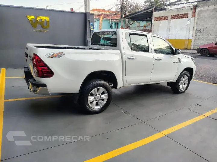 Hilux CD 4x4 2.8 Diesel Mec.
