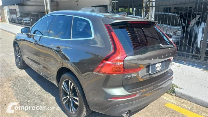 XC60 2.0 T5 Momentum AWD Geartronic
